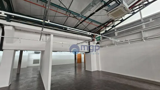 Prédio Comercial para alugar, 1459m² no Lapa de Baixo, São Paulo