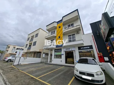Apartamento com 2 Quartos para alugar, 50m² no Areias, São José