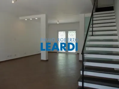 Sobrado com 4 Quartos à venda, 200m² no Indianópolis, São Paulo