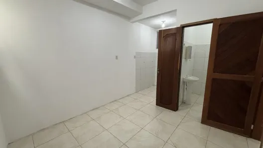Apartamento com 2 Quartos para alugar, 53m² no Sacramenta, Belém