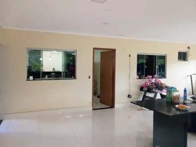 Casa com 3 Quartos à venda, 360m² no Setor Tradicional, Brasília