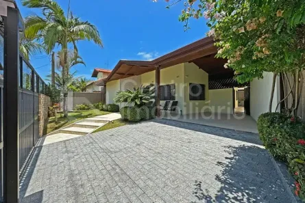 Casa com 4 Quartos à venda, 153m² no Jardim Tres Marias, Peruíbe