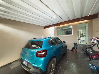Sobrado com 4 Quartos à venda, 253m² no Vila Lucinda, Santo André