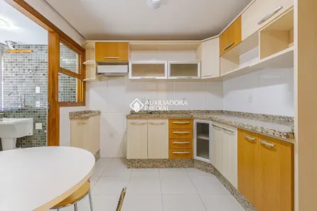 Apartamento com 3 Quartos à venda, 118m² no Jardim Itu, Porto Alegre