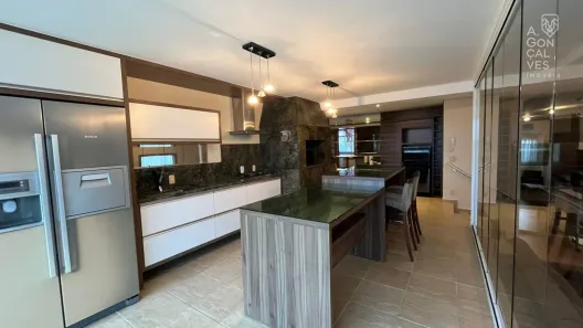 Apartamento com 4 Quartos para alugar, 336m² no Ahú, Curitiba