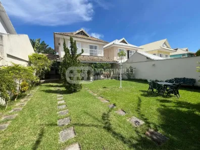 Casa de Condomínio com 4 Quartos à venda, 220m² no Recreio dos Bandeirantes, Rio de Janeiro