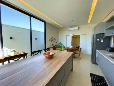 Casa de Condomínio com 3 Quartos para venda ou aluguel, 221m² no Santa Luzia, Araçatuba
