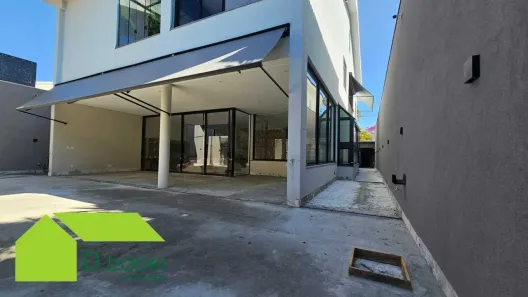 Sobrado com 4 Quartos à venda, 500m² no Vila Ida, São Paulo