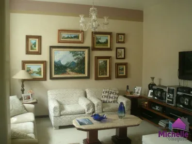 Casa com 5 Quartos à venda, 288m² no Várzea, Teresópolis