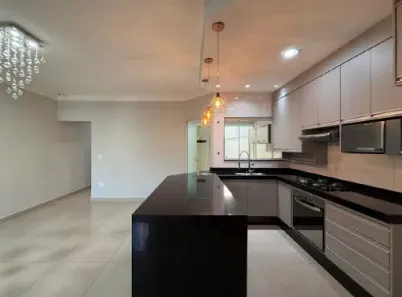 Casa com 3 Quartos à venda, 113m² no Jardim Boer I, Americana