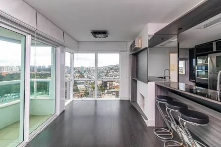 Apartamento com 2 Quartos à venda, 74m² no Três Figueiras, Porto Alegre