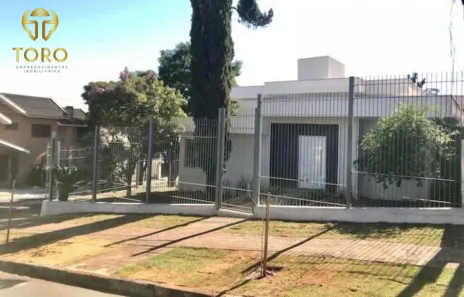 Casa com 4 Quartos para alugar, 430m² no Zona 05, Maringá