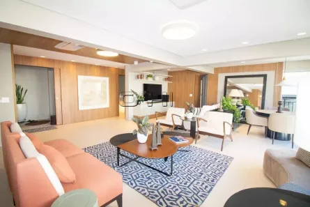 Apartamento com 3 Quartos para alugar, 213m² no Santo Amaro, São Paulo