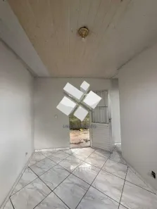 Casa com 1 Quarto para alugar, 80m² no Pedra Azul, Contagem