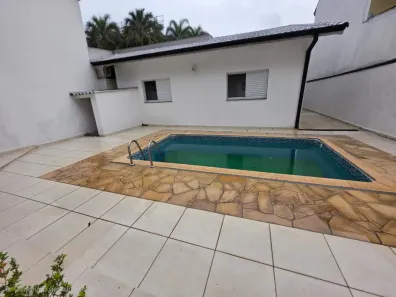 Sobrado com 3 Quartos à venda, 250m² no Aruã, Mogi das Cruzes