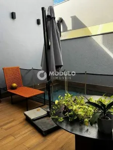 Casa de Condomínio com 3 Quartos à venda, 200m² no Laranjeiras, Uberlândia