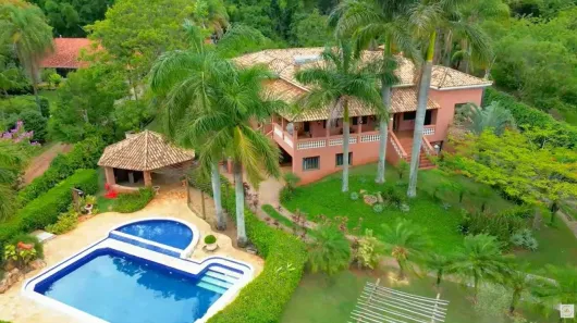 Fazenda/Sítio com 5 Quartos à venda, 604m² no Chácaras Alpina, Valinhos