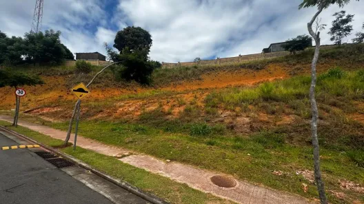 Lote/Terreno à venda, 393m² no Salvaterra, Juiz de Fora