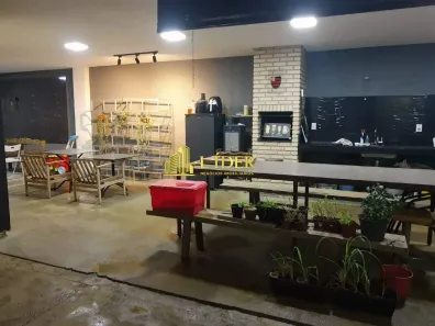 Casa com 2 Quartos à venda, 210m² no Cidade Jardim, Uberlândia