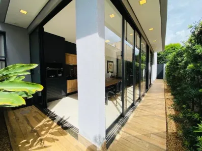 Casa com 3 Quartos à venda, 180m² no Estância dos Ipês, Uberaba