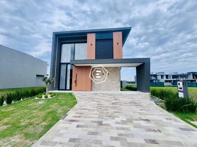 Casa de Condomínio com 4 Quartos à venda, 205m² no , Xangri-Lá