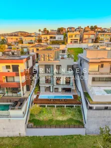 Casa de Condomínio com 5 Quartos à venda, 409m² no Alphaville, Santana de Parnaíba