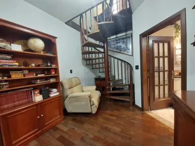 Sobrado com 2 Quartos à venda, 162m² no Jardim Stella, Santo André