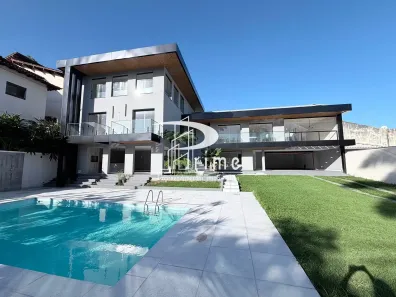 Casa de Condomínio com 5 Quartos à venda, 476m² no Piratininga, Niterói