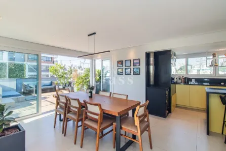 Cobertura com 3 Quartos à venda, 213m² no Santa Cecília, Porto Alegre