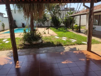Casa com 4 Quartos à venda, 346m² no Jardim Terra Branca, Bauru