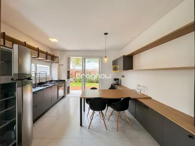 Casa com 3 Quartos à venda, 146m² no Campeche, Florianópolis