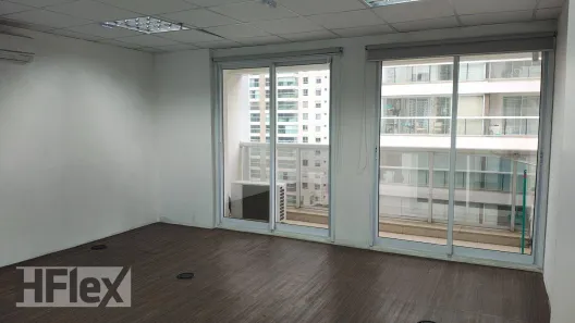 Sala Comercial para venda ou aluguel, 56m² no Vila Olímpia, São Paulo