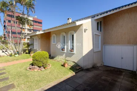 Casa com 3 Quartos à venda, 265m² no Jardim Itu, Porto Alegre