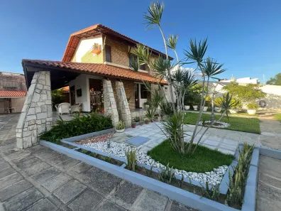 Casa com 4 Quartos à venda, 350m² no Jardim Tavares, Campina Grande