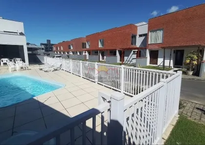 Casa com 3 Quartos para alugar, 102m² no Itaum, Joinville