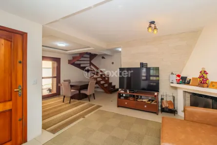 Casa com 3 Quartos à venda, 210m² no Hípica, Porto Alegre