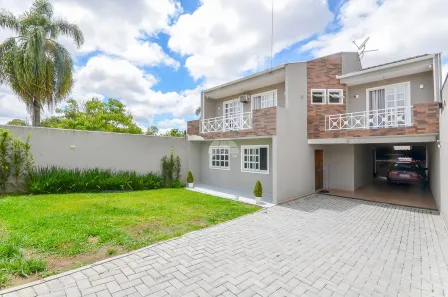Casa com 4 Quartos à venda, 205m² no Tingui, Curitiba