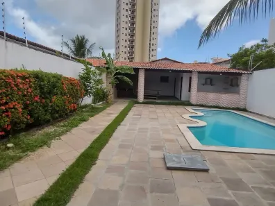 Casa com 4 Quartos à venda, 284m² no Capim Macio, Natal