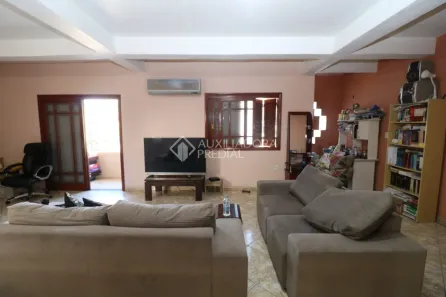 Casa com 4 Quartos à venda, 282m² no Partenon, Porto Alegre