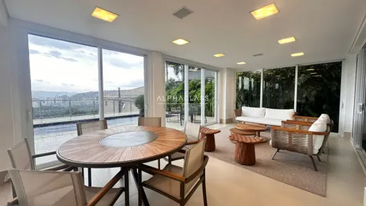 Casa de Condomínio com 5 Quartos para venda ou aluguel, 660m² no Tamboré, Santana de Parnaíba