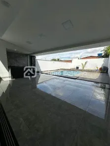 Casa com 3 Quartos para alugar, 200m² no Cidade Jardim, Uberlândia