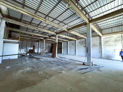 Galpão/Depósito/Armazém com 7 Quartos à venda, 612m² no Tarumã, Manaus
