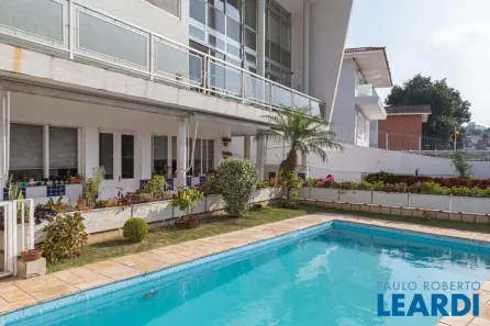 Casa com 4 Quartos à venda, 420m² no Pacaembu, São Paulo