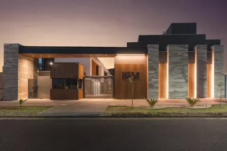 Casa de Condomínio com 3 Quartos à venda, 140m² no Jardim Veraneio, Campo Grande