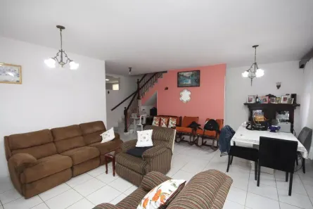 Sobrado com 6 Quartos à venda, 254m² no Vila Constança, São Paulo