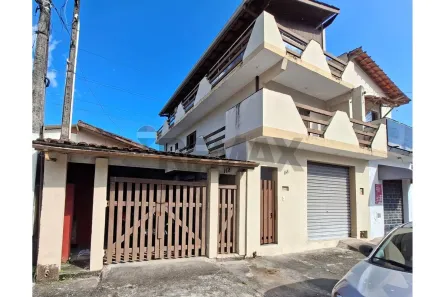 Casa com 3 Quartos à venda, 240m² no Jardim Rio Santos, Caraguatatuba
