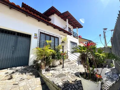 Casa com 5 Quartos à venda, 118m² no Abraão, Florianópolis