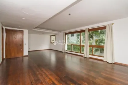 Apartamento com 3 Quartos para alugar, 151m² no Mont Serrat, Porto Alegre