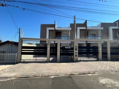 Sobrado com 3 Quartos à venda, 136m² no Ronda, Ponta Grossa