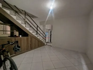 Casa com 3 Quartos para alugar, 148m² no Glória, Contagem